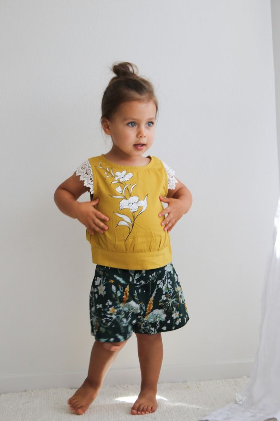 Shop Clothing Burrow & Be | Summer Floral Fleur Singlet